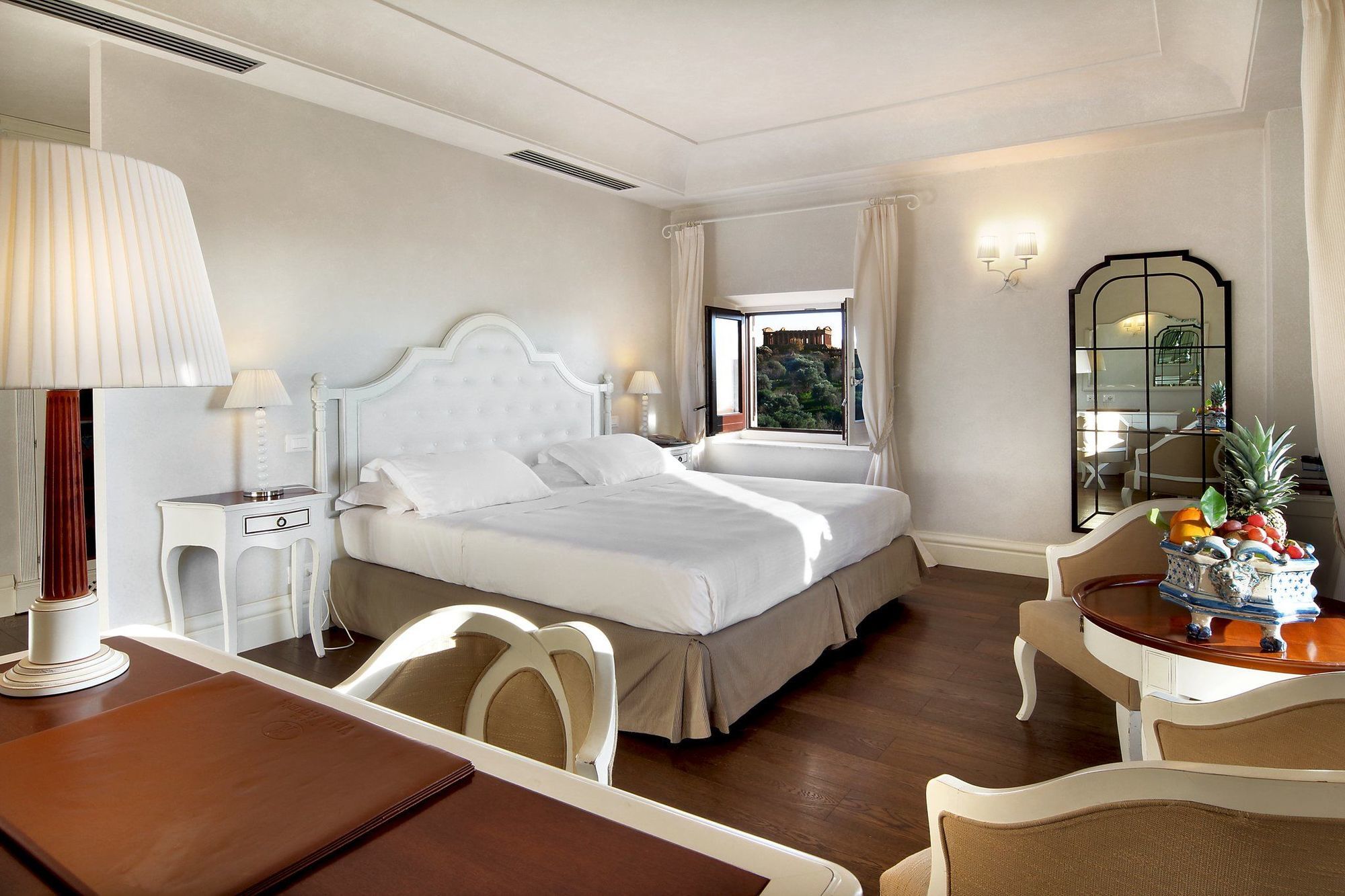 Hotel Athena
