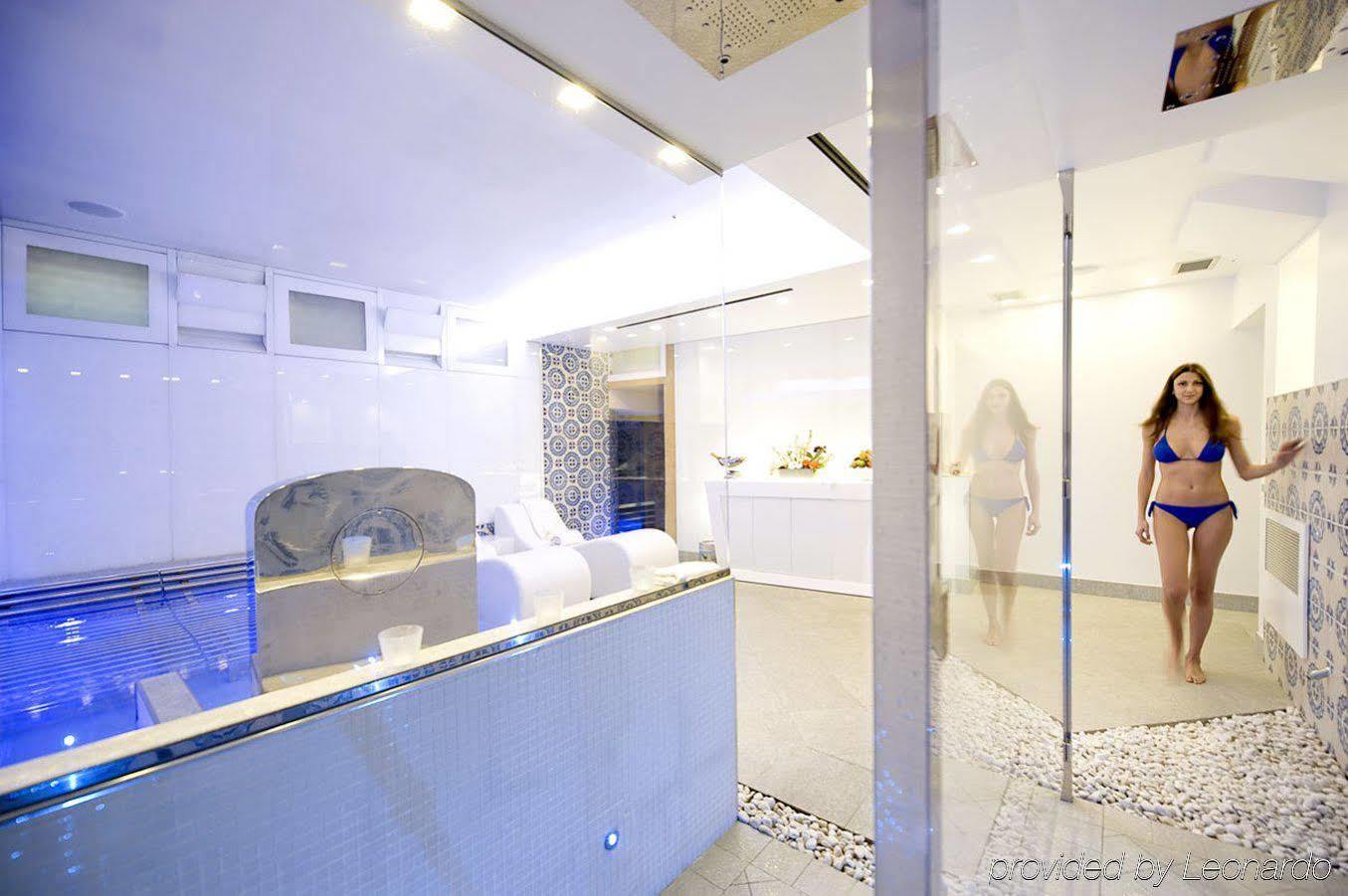 Athena Hotel